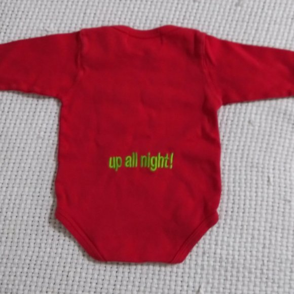 👶1 Outfit and 4 Long Sleeve Onesies - Picture 5 of 10